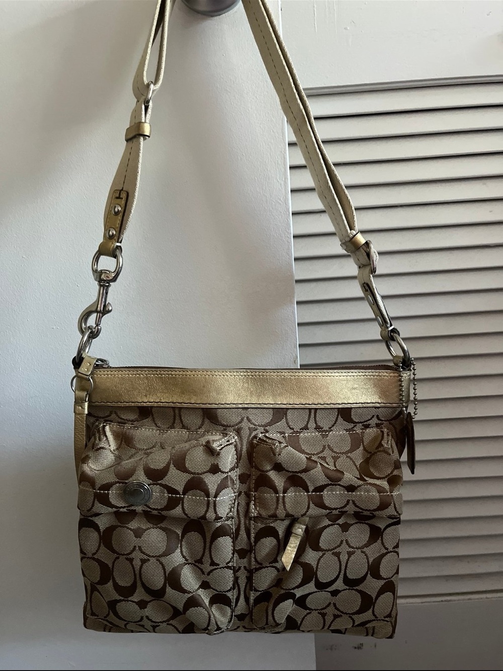 Coach Brown & Gold Signature Jacquard Shoulder Bag - Picture 3 of 6